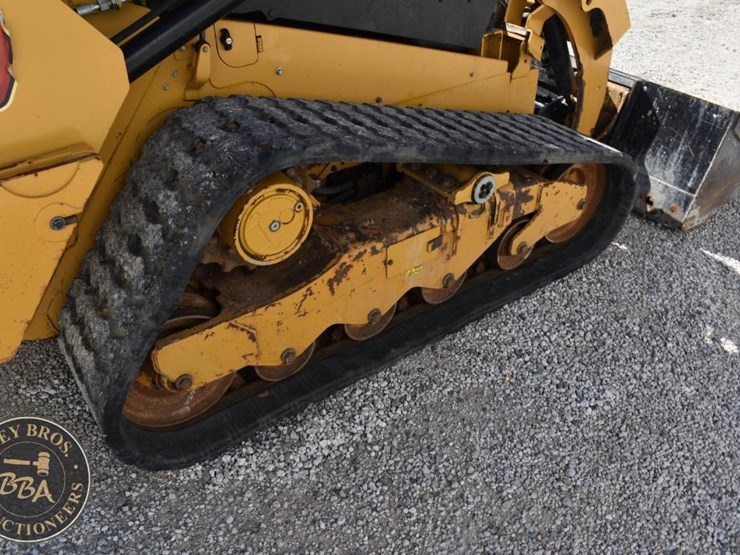 2023-caterpillar-259d3-image-37