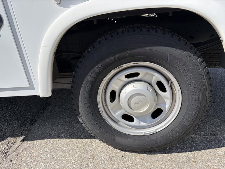 2013-ford-f250-sd-image-5