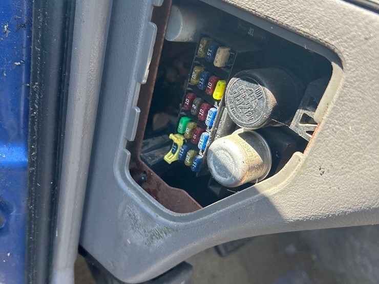 1994-dodge-2500-image-22