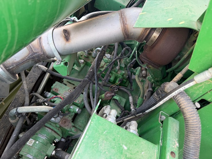 2014-john-deere-s670-image-138