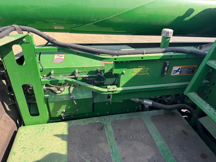 2014-john-deere-s670-image-123