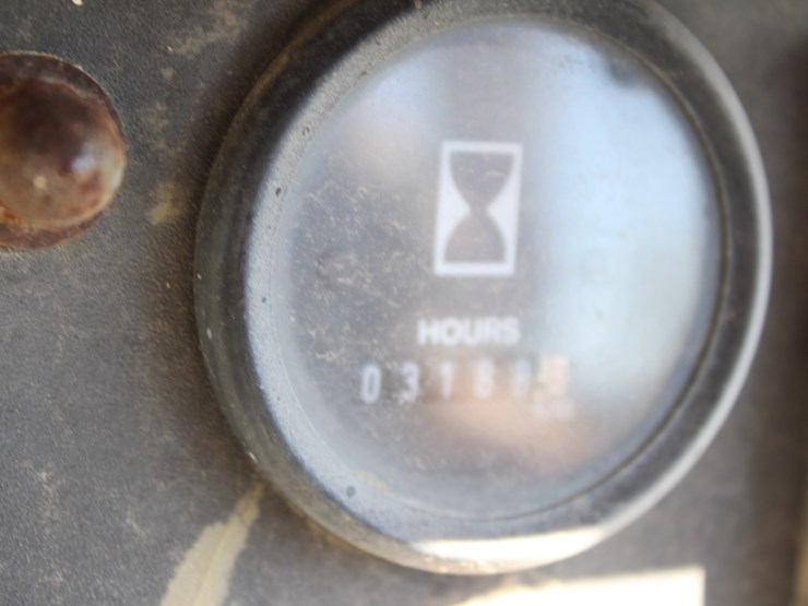 2001-komatsu-d38e-image-14