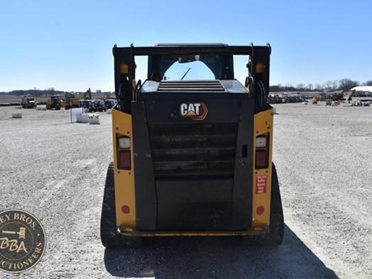 2023-caterpillar-259d3-image-16