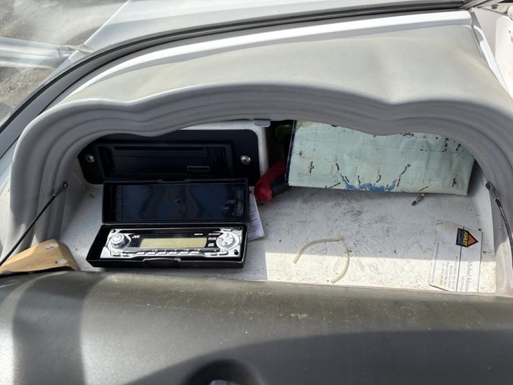 2005-unknown-trailer-image-22