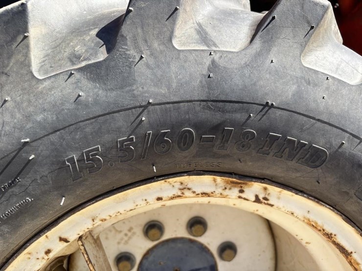 1999-kubota-r520-image-19