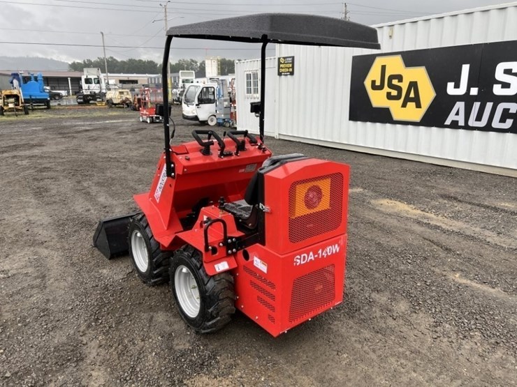 2026-agt-sda-140w-mini-skidsteer-loader-image-6