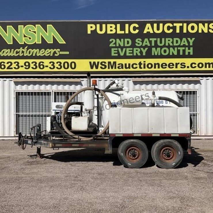 2004 Access Utilities Vaster 800DT Towable Vacuum
