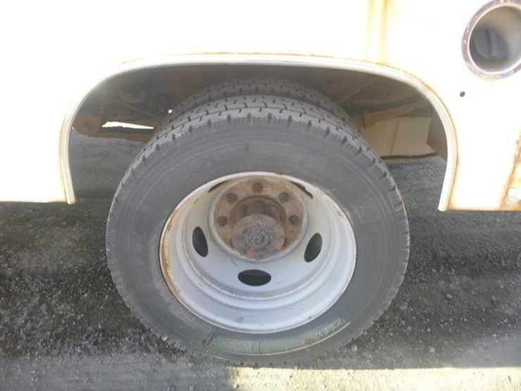 2003-ford-f450-image-25