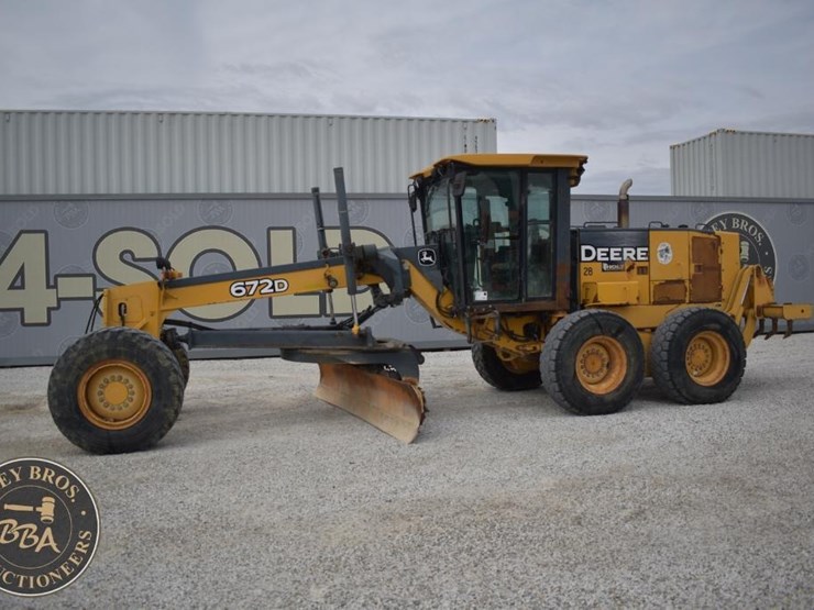 2007-deere-672d-image-6