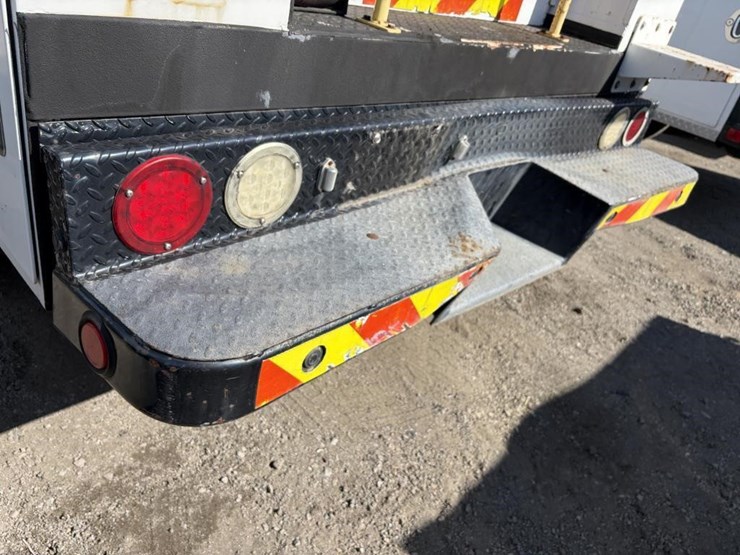 2015-chevrolet-2500-image-31