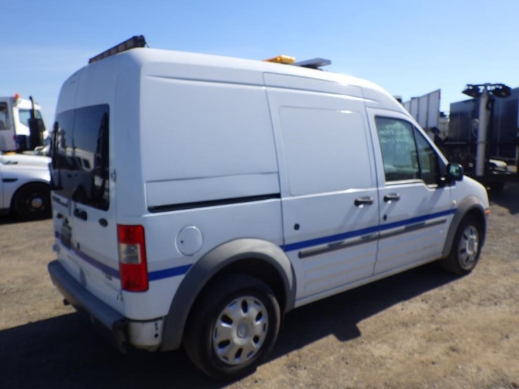 2013-ford-transit-connect-image-3