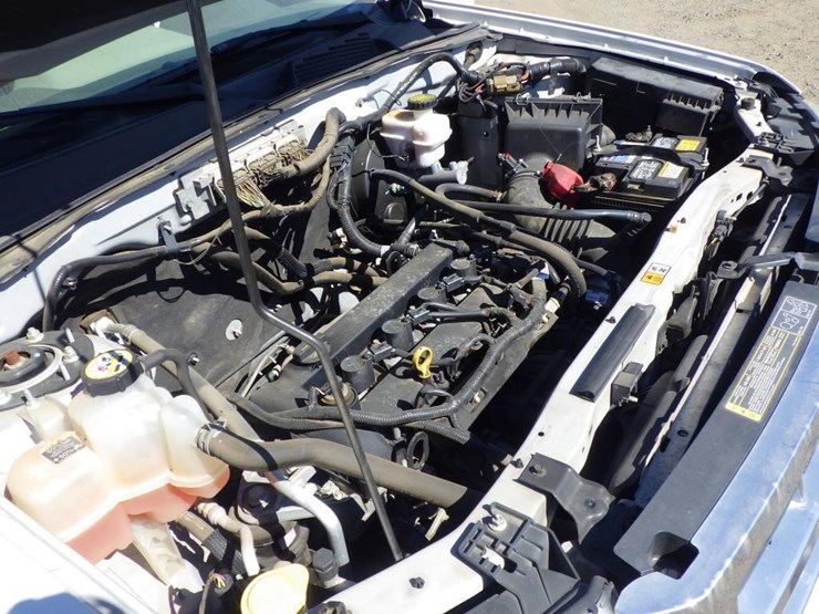 2012-ford-escape-image-11