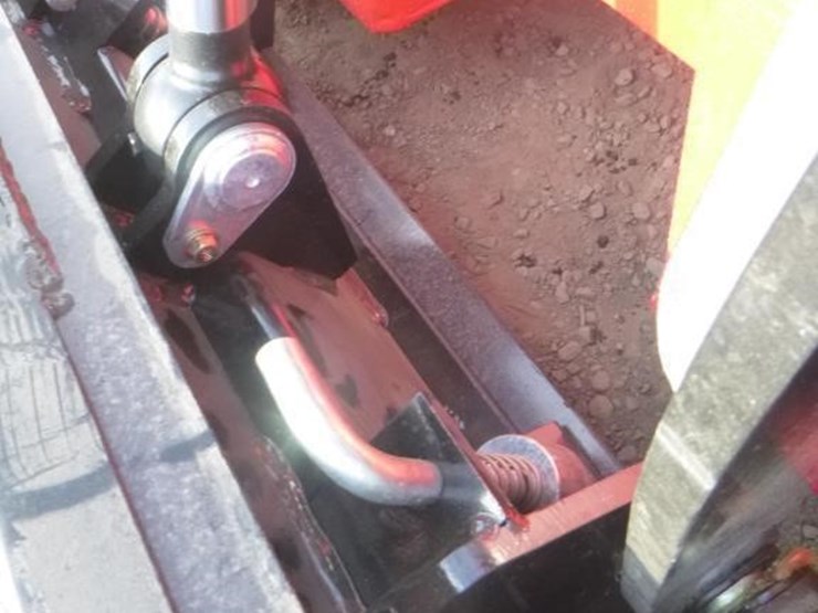 2026-sdlool-323w-skid-steer-loader-image-10