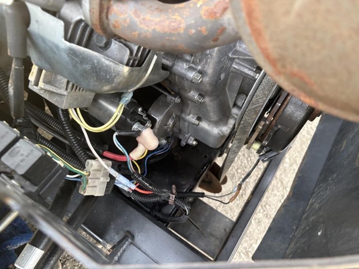 2010-exmark-lxs35bv725-image-26