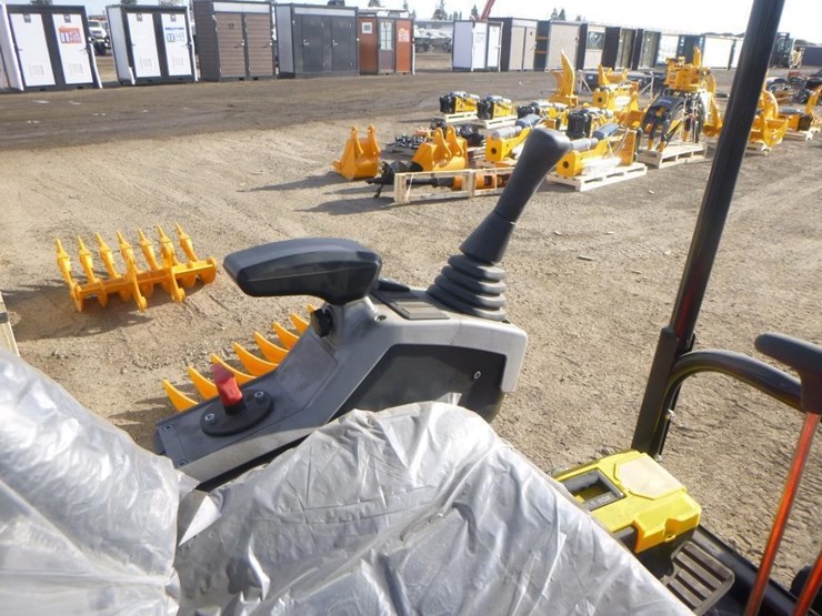 2026-tpm-18hs-hydraulic-excavator-image-22