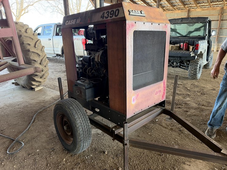 case-ih-4390-image-2