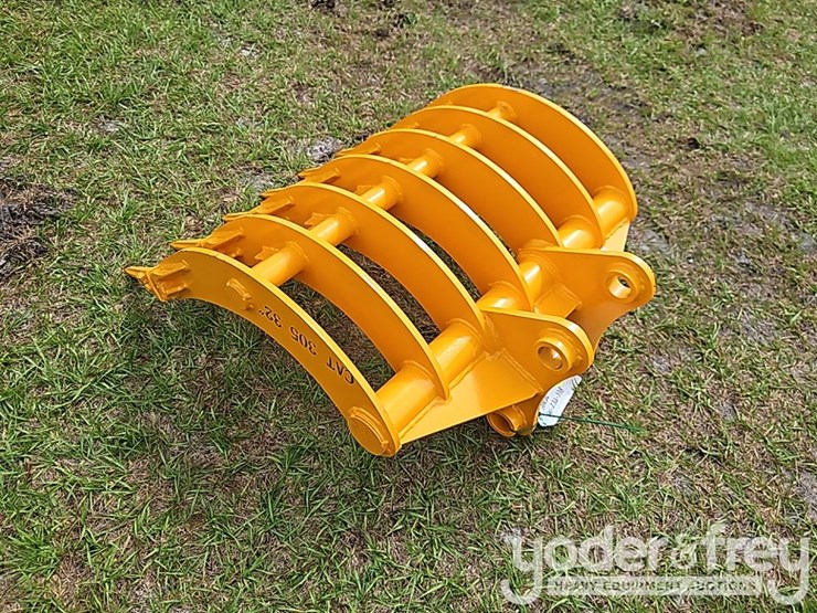 2026-caterpillar-305-image-2