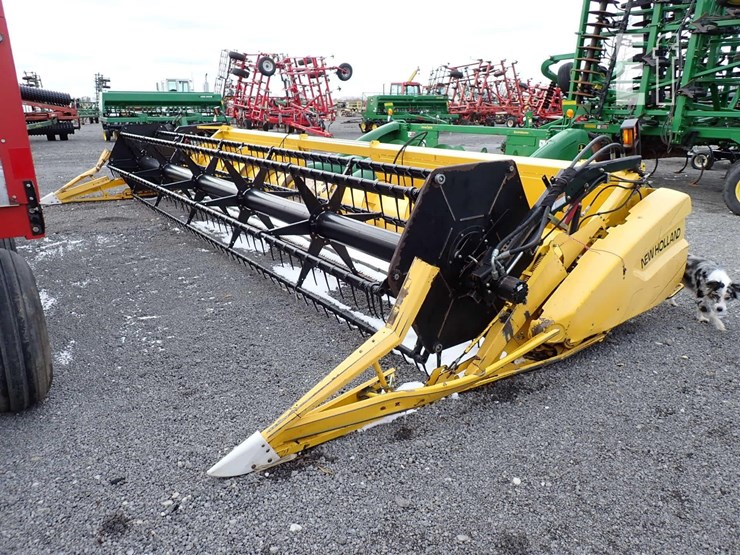 new-holland-73c-image-8