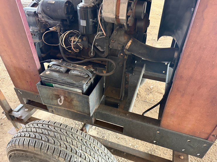 case-ih-4390-image-18