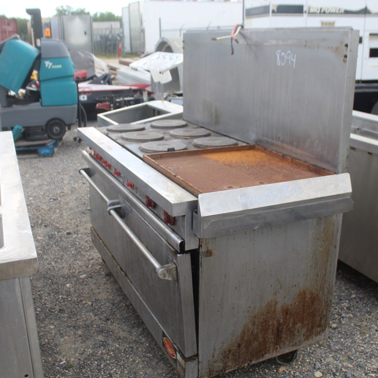 #8094 • INDUSTRIAL OVEN WITH STOVE TOP
