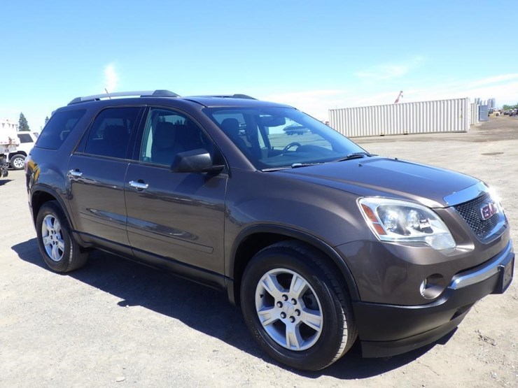 2012-gmc-acadia-image-2