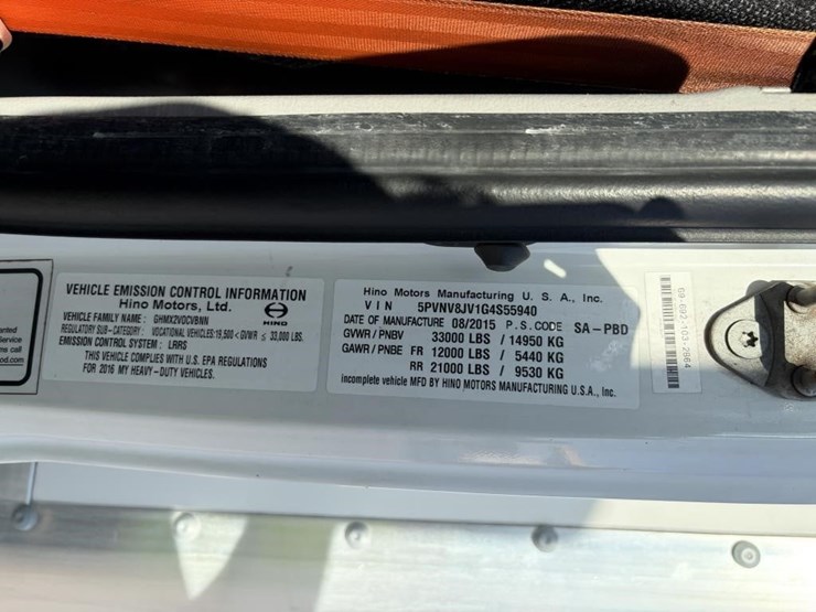 2016-hino-338-image-18