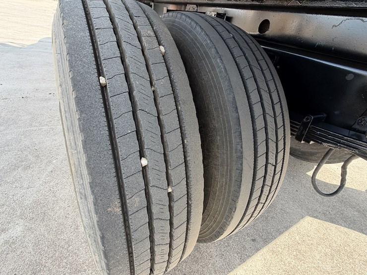 2015-ford-f750-image-5