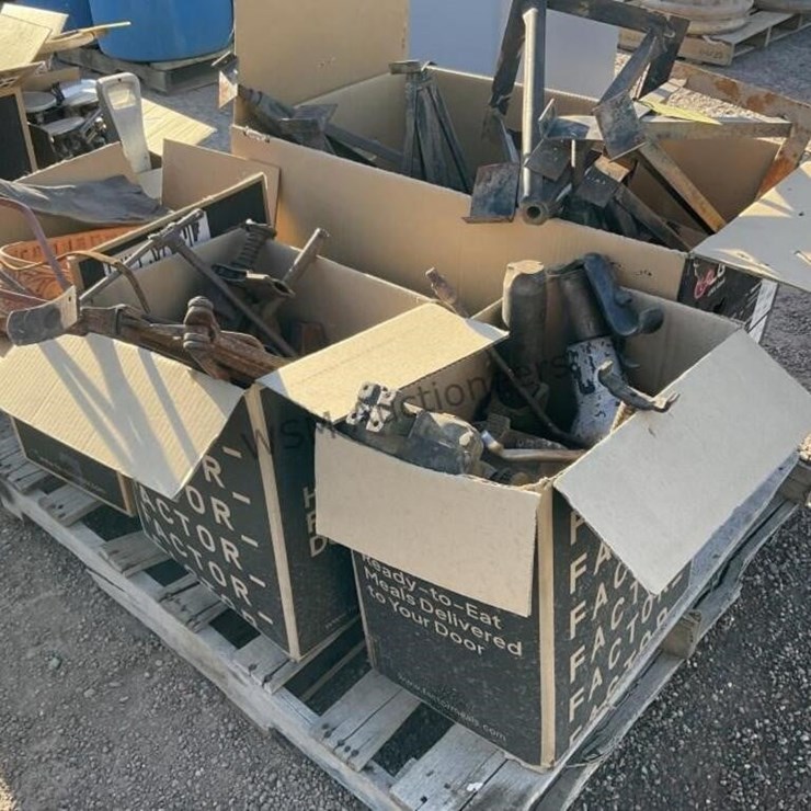 PALLET OF ASST ANTIQUES