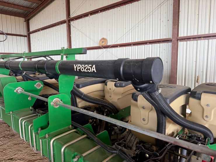 great-plains-yp825a-image-24