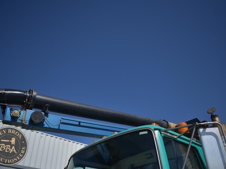 1996-ford-lnt8000-image-24