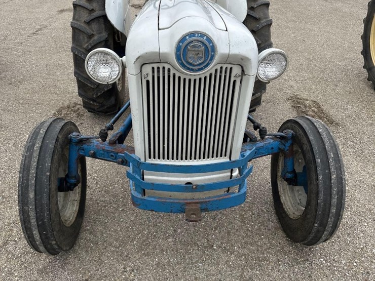 1954-ford-naa-image-2