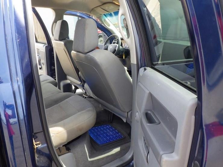 2005-dodge-ram-1500-image-8