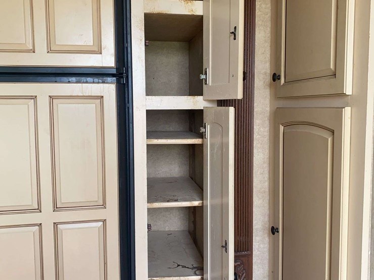 2011-heartland-big-country-3595re-image-42