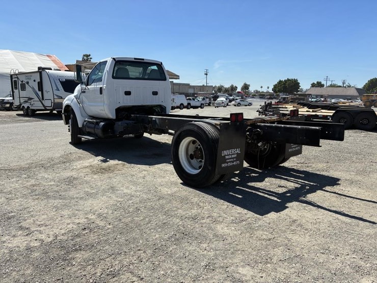 2015-ford-f650-image-4