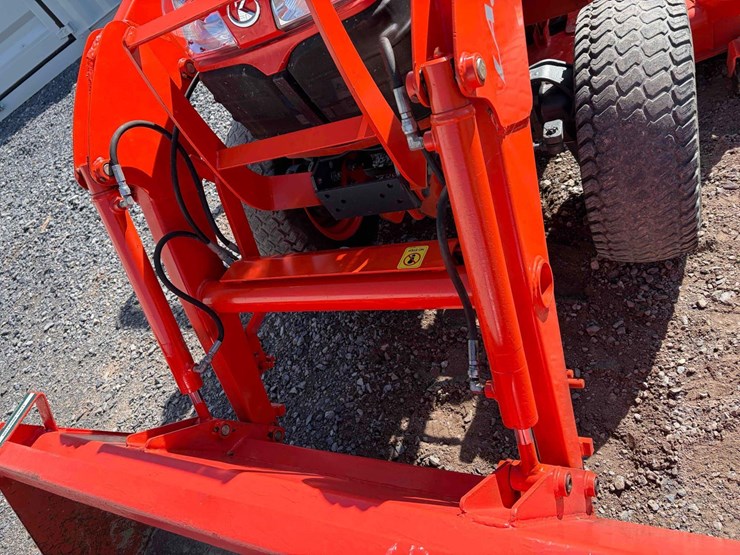 kubota-b3200-image-11