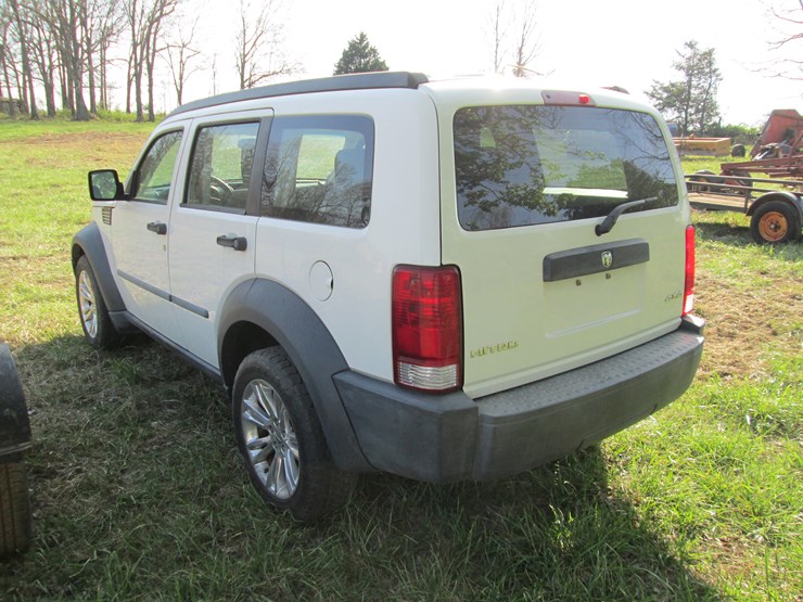 2008-dodge-nitro-image-4
