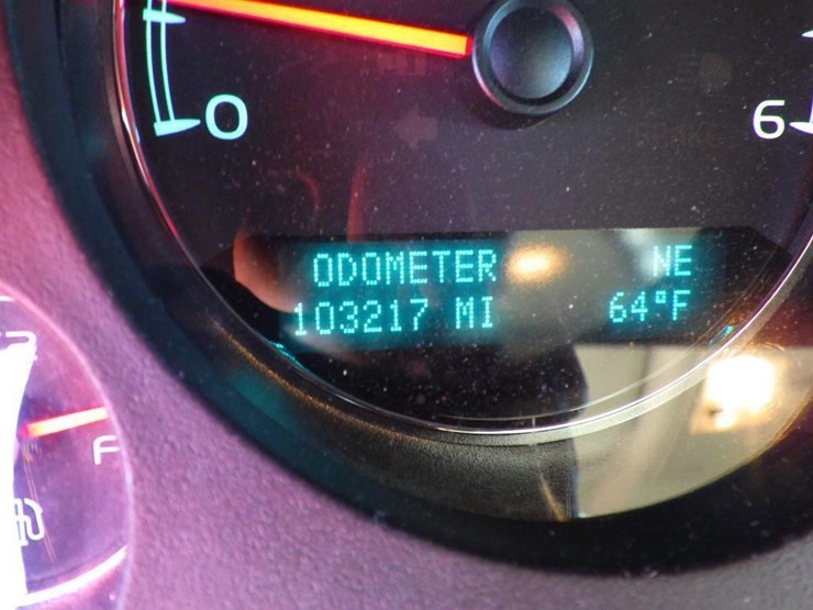 2014-chevrolet-tahoe-image-14