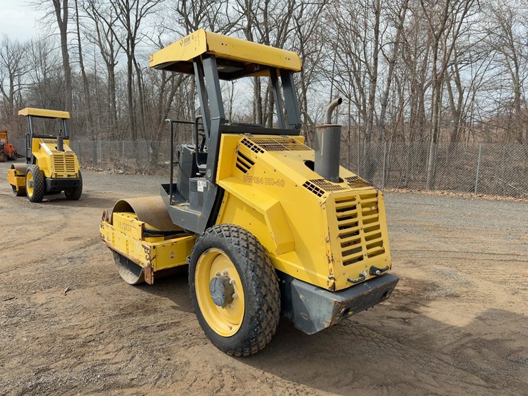 2016-bomag-bw124dh-40-image-3