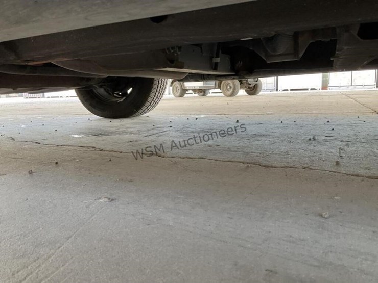 2015-chevrolet-tahoe-image-23