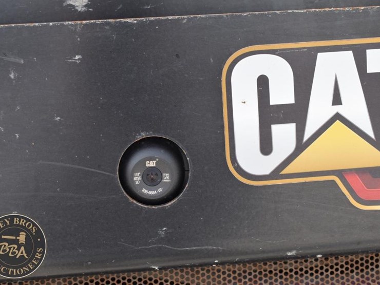 2023-caterpillar-259d3-image-38