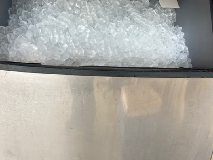 #1011-•-2015-koolaire-kd0600a-261-ice-machine-image-2