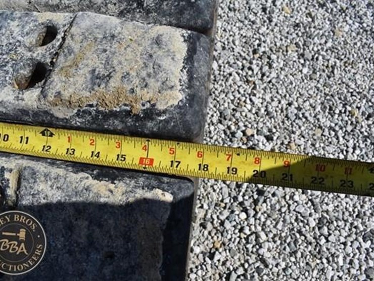 2022-case-cx75csr-image-45