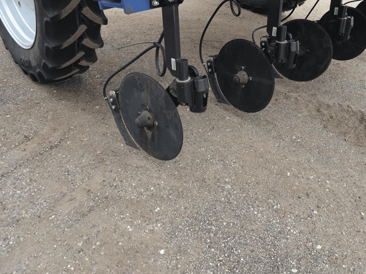 blu-jet-unverferth-4015-liquid-applicator-image-8