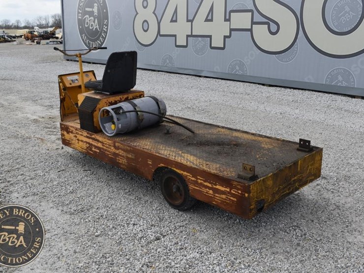 1996-united-tractor-2500bl-42652-image-8