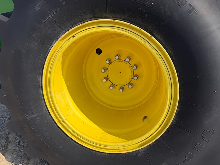 2014-john-deere-s670-image-44