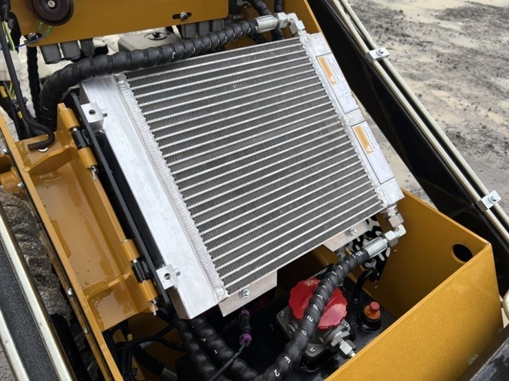 2026-agt-mx-mrt14-mini-compact-track-loader-image-12