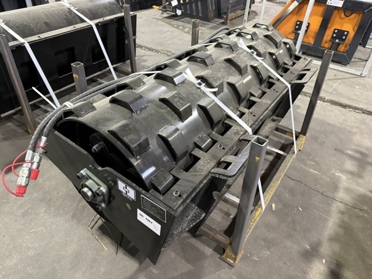 2026-giyi-gy-cw70-padfoot-roller-image-1