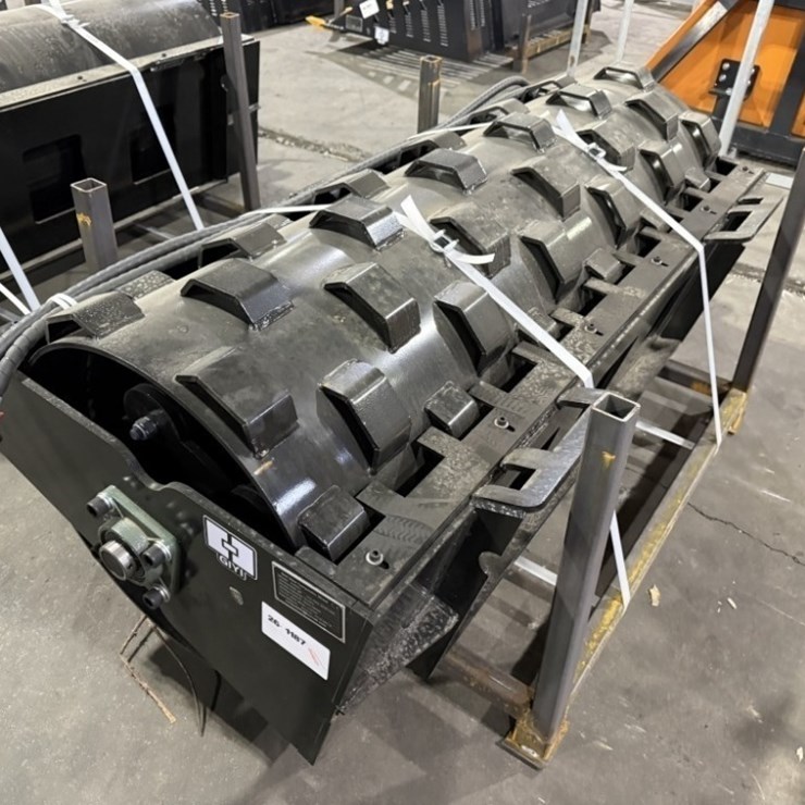 2026 GIYI GY-CW70 Padfoot Roller