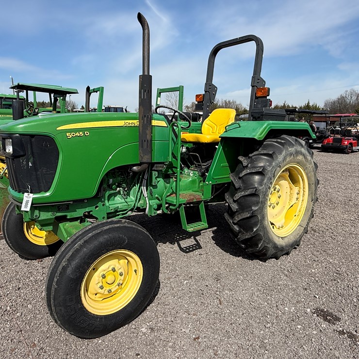 JOHN DEERE D
