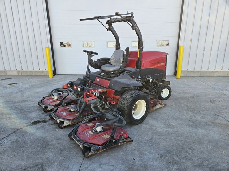 toro-groundsmaster-4000d-image-1